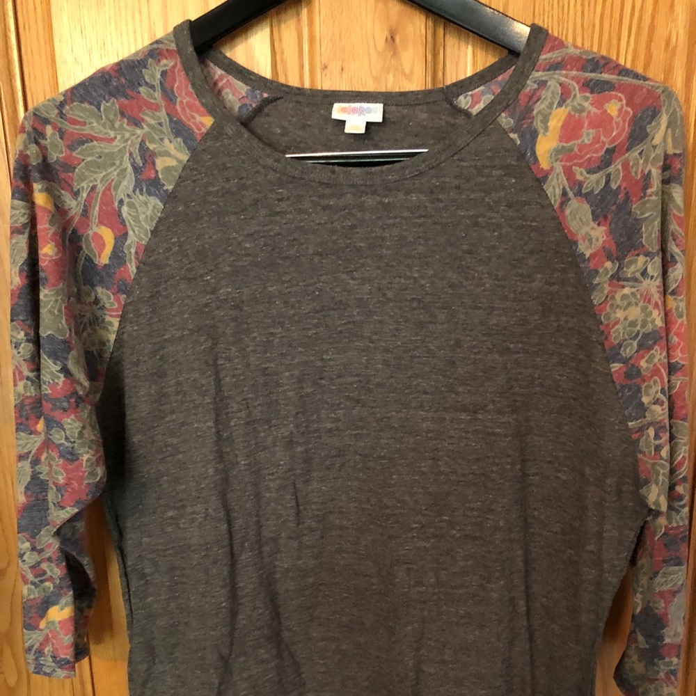Lularoe Randy Tee